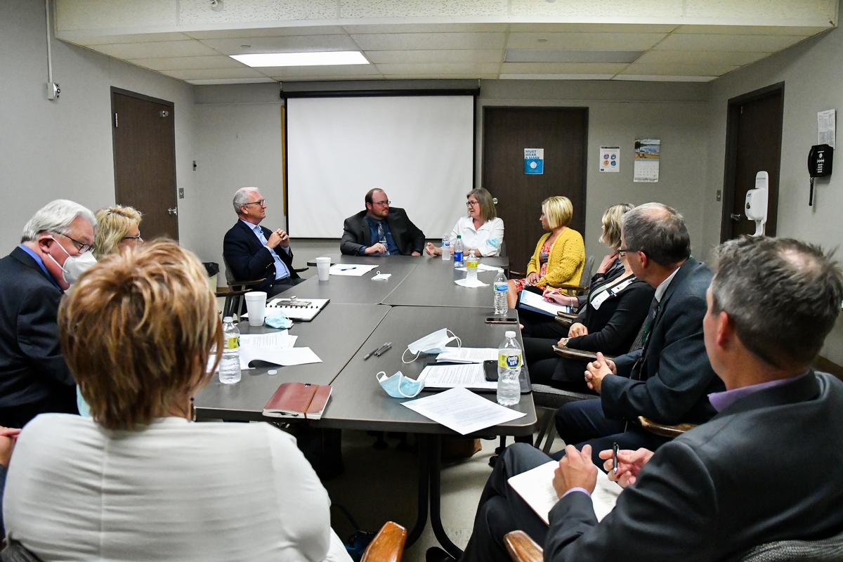 Sen. Cramer Tours Northwood Deaconess Hospital, Holds Rural Health Meeting